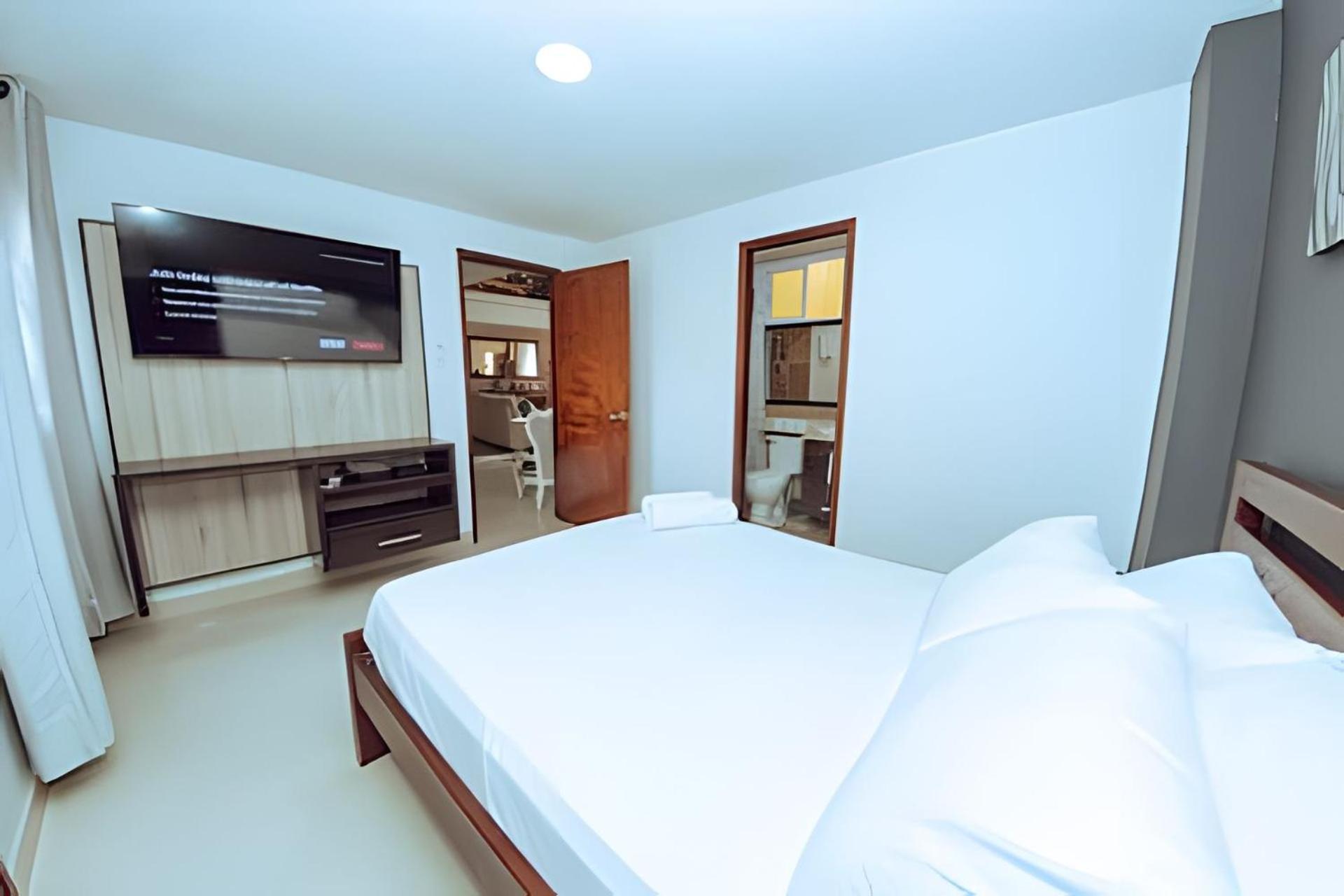 Apartment Ed Santo Tomas Laureles *
