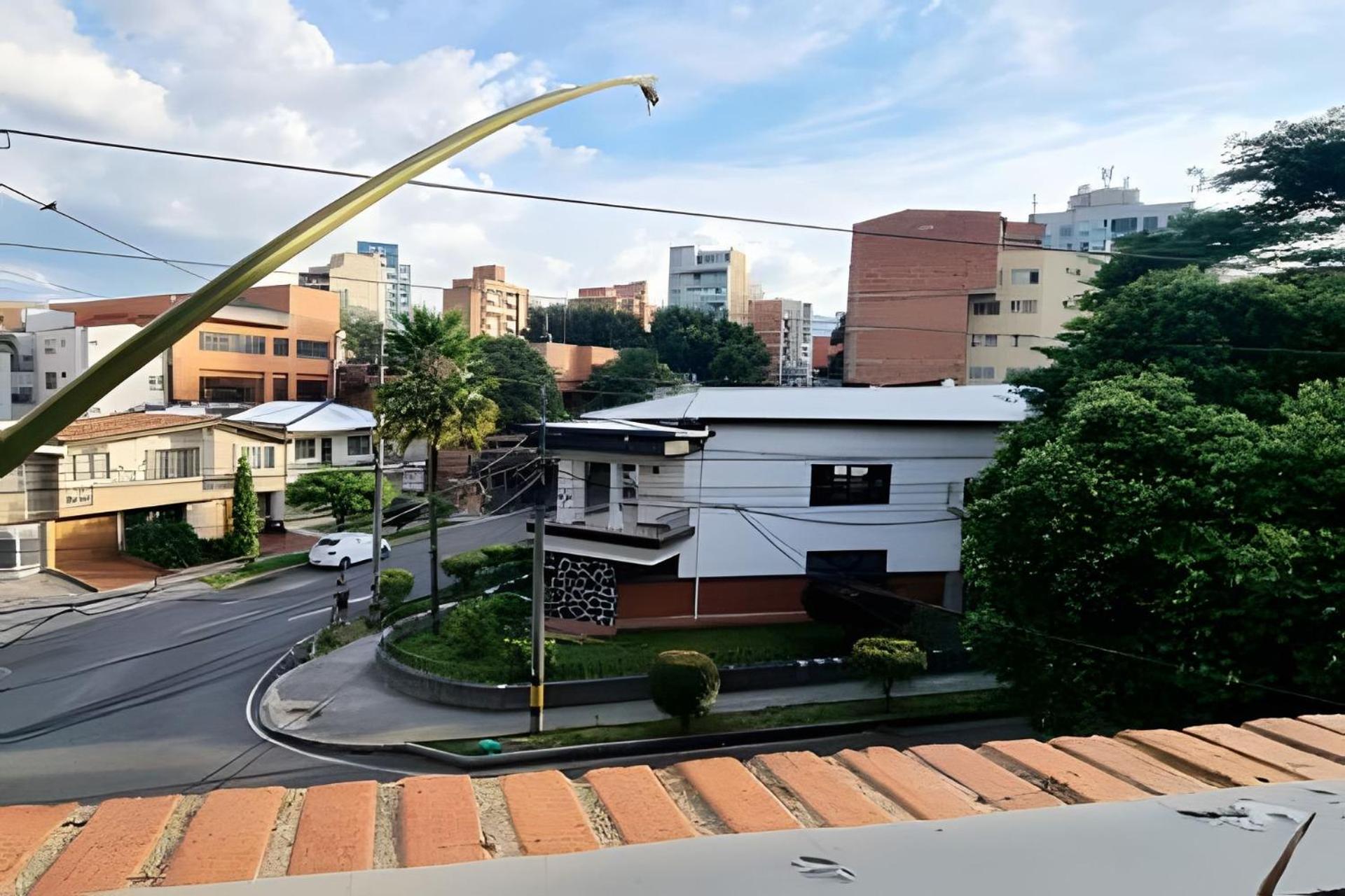 Apartment Ed Santo Tomas Laureles Medellin