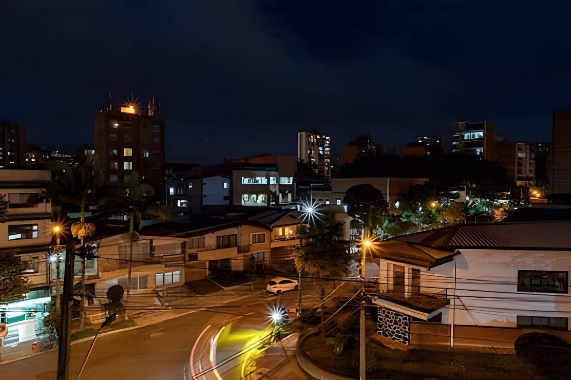 Ed Santo Tomas Laureles Apartment *